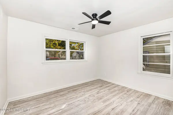 512 Village Dr, Elizabethtown, KY 42701