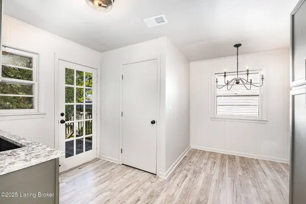 512 Village Dr, Elizabethtown, KY 42701