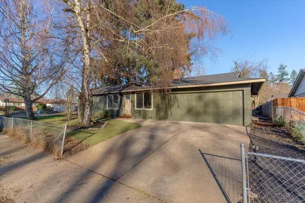 828 Oxen Ct SE SE, Salem, OR 97317