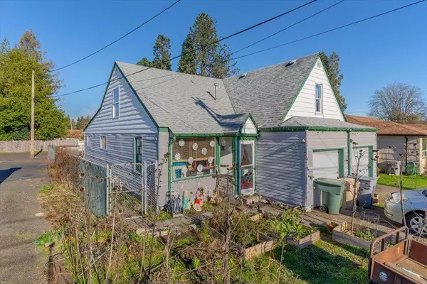 55 Carolina (-56) St, Lebanon, OR 97355