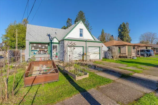 55 Carolina (-56) St, Lebanon, OR 97355