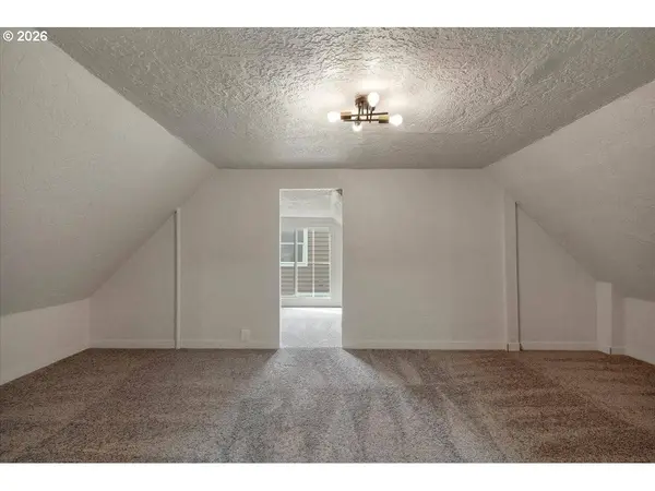 2055 CARLETON WAY, Salem, OR 97301