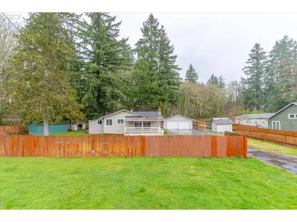 1637 56TH AVE, Sweet Home, OR 97386