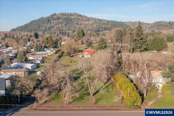 38159 Weirich Dr, Lebanon, OR 97355