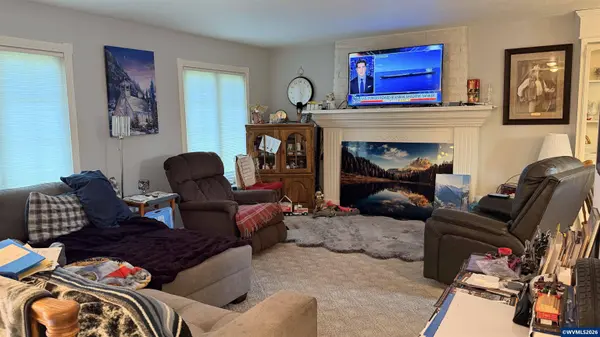 2055 Crittenden Lp, Albany, OR 97321