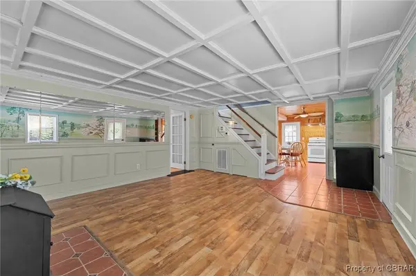 1219 Hamburg RD, Port Haywood, VA 23138