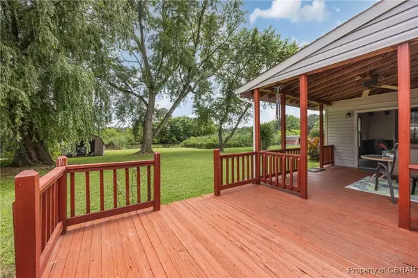 16 Diggs DR, Hampton, VA 23666