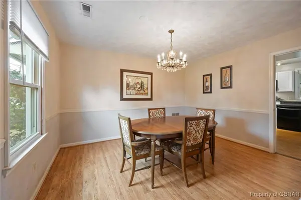 16 Diggs DR, Hampton, VA 23666