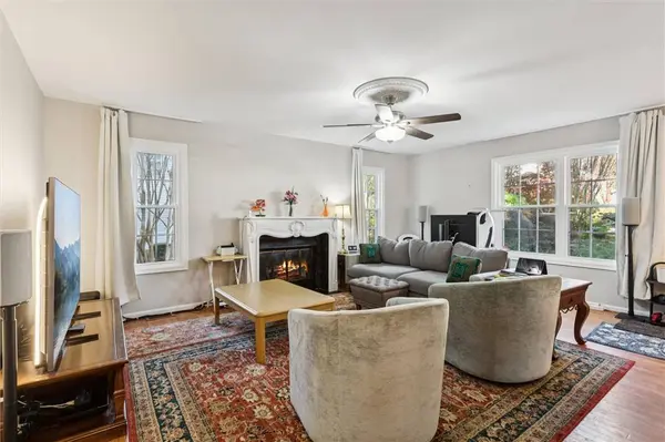 909 Colonial AVE, Williamsburg, VA 23185