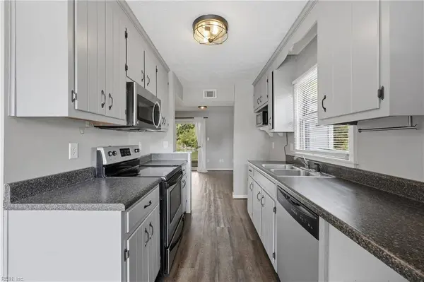 7867 Sunset DR #4A, Hayes, VA 23072