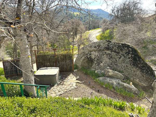 42757 Capanero Oaks Court, California Hot Springs, CA 93207