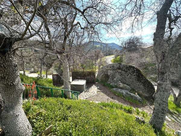 42757 Capanero Oaks Court, California Hot Springs, CA 93207