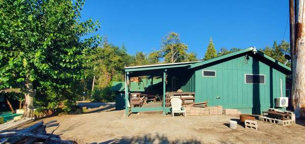 301 Capinero Drive, California Hot Springs, CA 93207