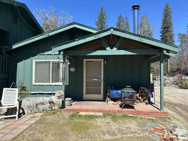 301 Capinero Drive, California Hot Springs, CA 93207