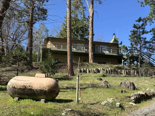 44971 Pine Flat Drive, California Hot Springs, CA 93207