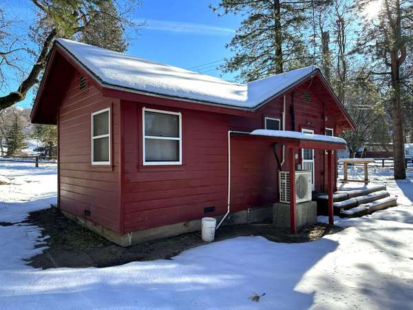 43947 Pine Flat Drive, California Hot Springs, CA 93207