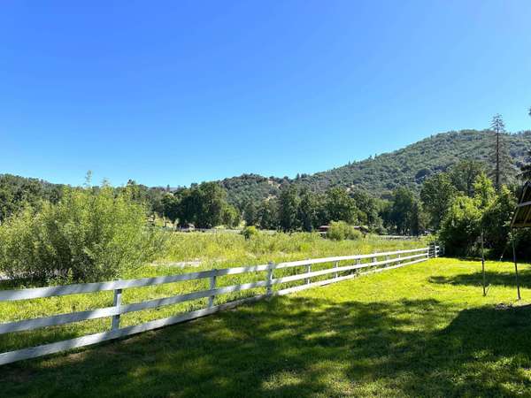 45288 Manter Meadow Drive, California Hot Springs, CA 93207