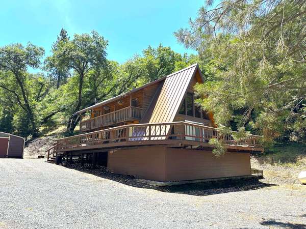 45453 Manter Meadow Drive, California Hot Springs, CA 93207