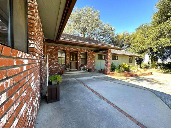 43150 Hot Springs Drive, California Hot Springs, CA 93207