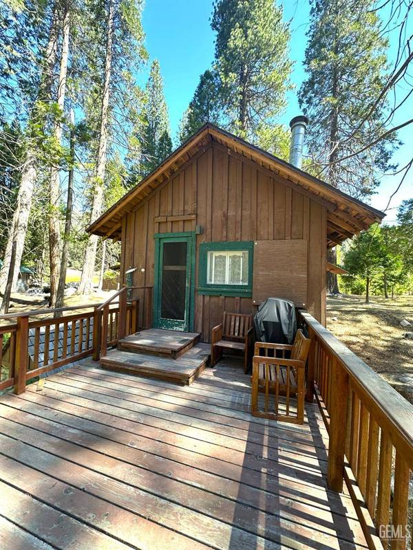 18 White River Road, Cal Hot Springs, CA 93207