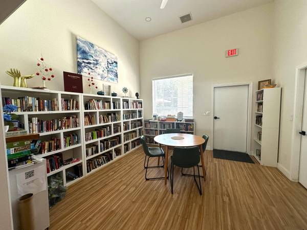100 S Westwood Street #8, Porterville, CA 93257