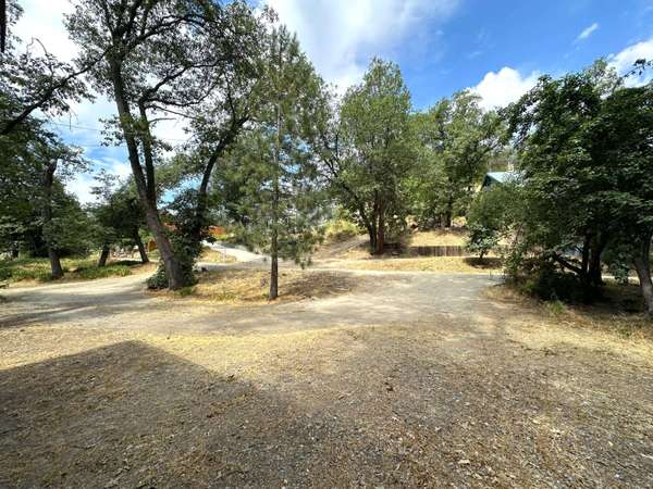 356 Cedar Brk Trail, California Hot Springs, CA 93207