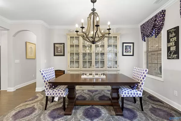 181 Bakers Farm Drive, Decatur, AL 35603