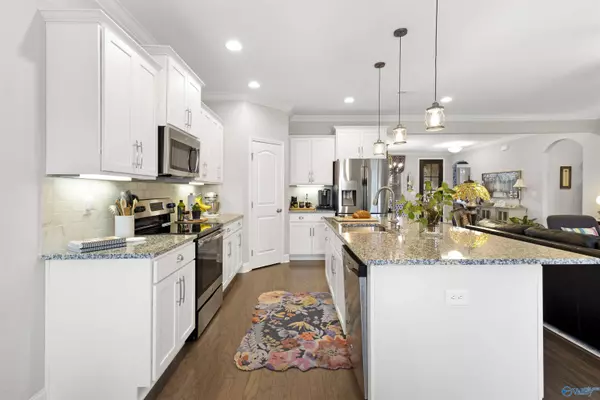 181 Bakers Farm Drive, Decatur, AL 35603