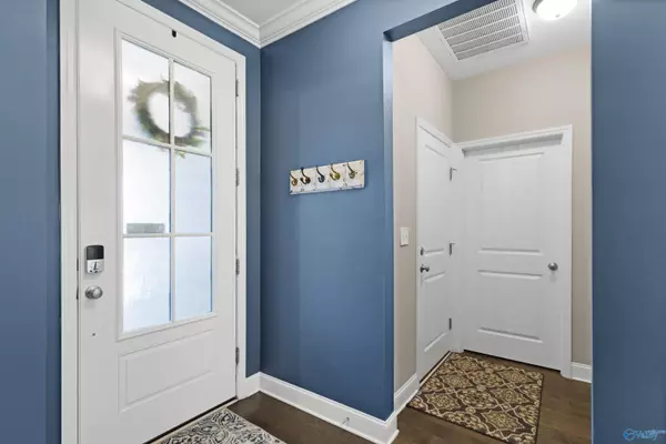 10 Sage Oak Drive, Decatur, AL 35603