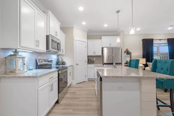 413 Lando Cain Road, Hartselle, AL 35640