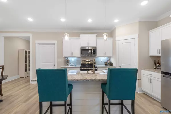 413 Lando Cain Road, Hartselle, AL 35640