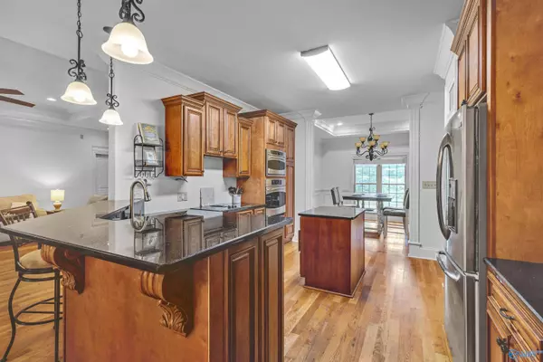 89 Lyle Circle, Somerville, AL 35670