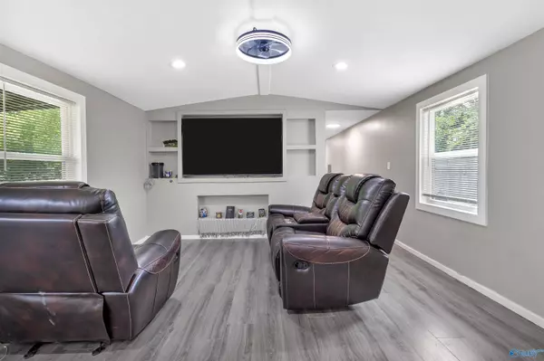 60 Joe Lemmond Road, Somerville, AL 35670