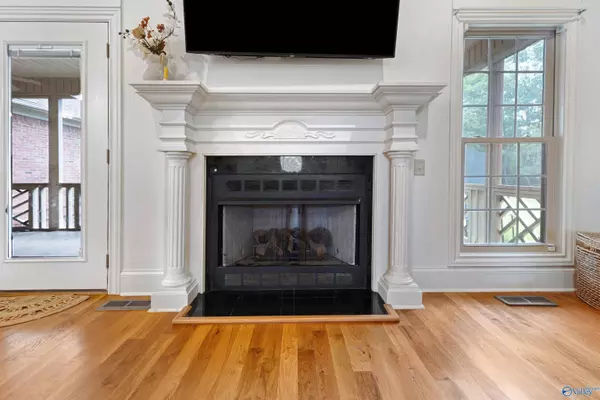 89 Lyle Circle, Somerville, AL 35670