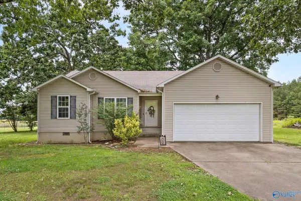 14249 Parker Road, Athens, AL 35611