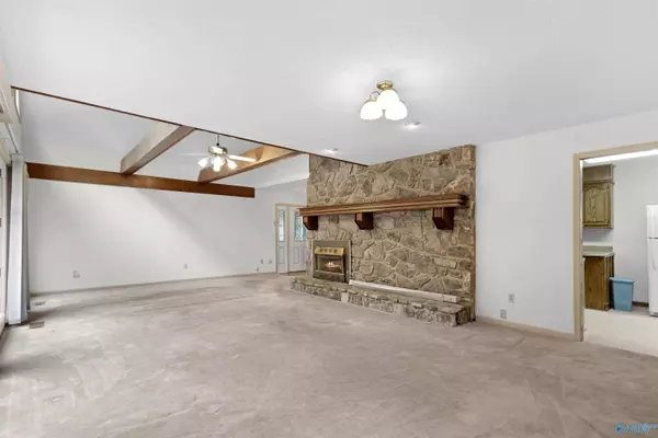 282 Tall Pine Road, Hartselle, AL 35640