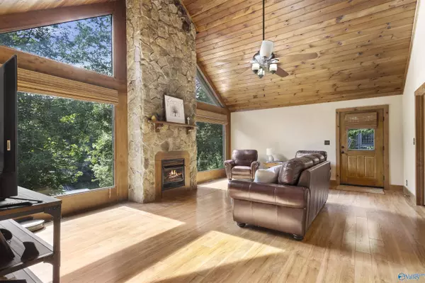 224 County Road 225, Cullman, AL 35057