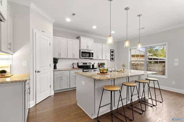 68 Churchill Terrace, Decatur, AL 35603