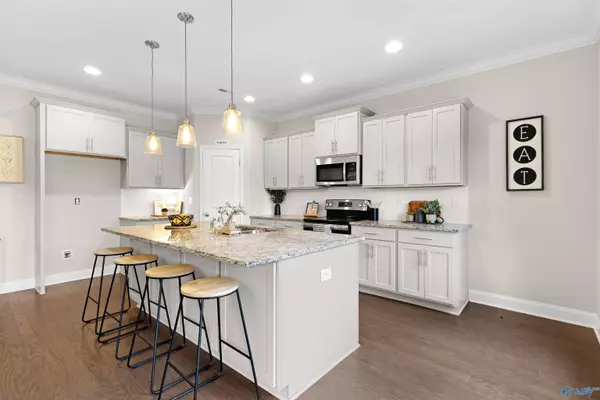 68 Churchill Terrace, Decatur, AL 35603