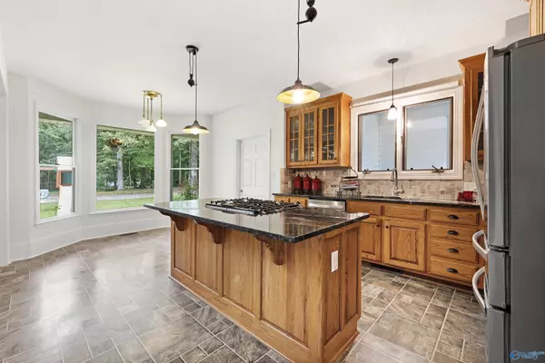 1125 Perkins Wood Road, Hartselle, AL 35640