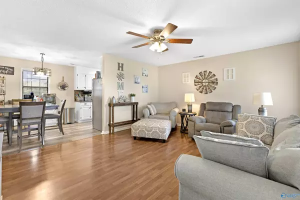 443 Gum Springs Road, Hartselle, AL 35640