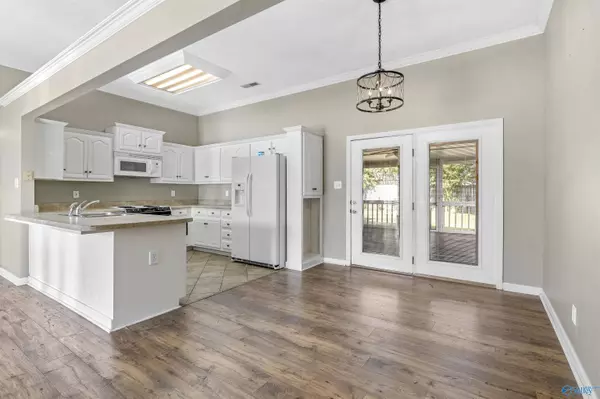 3018 Aztec Drive, Decatur, AL 35603