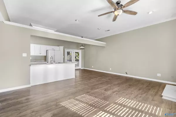 3018 Aztec Drive, Decatur, AL 35603