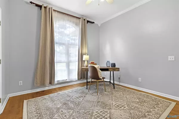 30 Amber Circle, Decatur, AL 35603