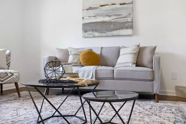 2125 Yorkshire Drive SE, Decatur, AL 35603