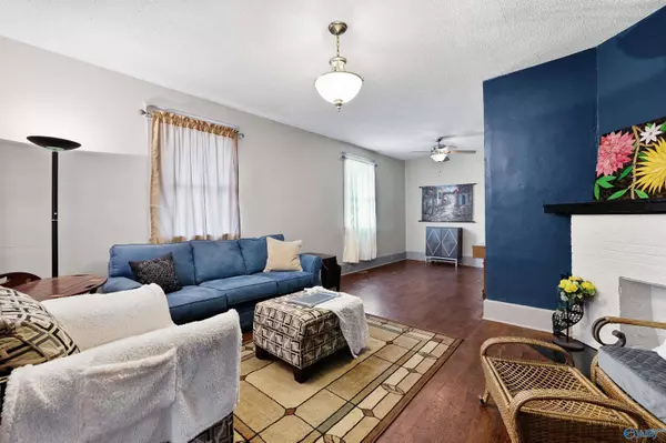 310 6th Avenue NW, Decatur, AL 35601