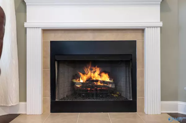 78 Churchill Terrace, Decatur, AL 35603