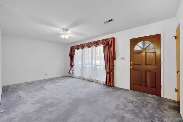 307 Harolds Drive NW, Huntsville, AL 35806