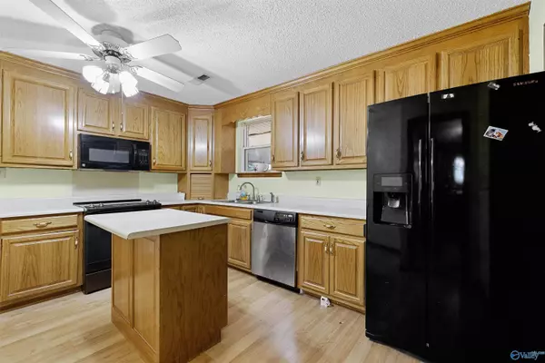 307 Harolds Drive NW, Huntsville, AL 35806