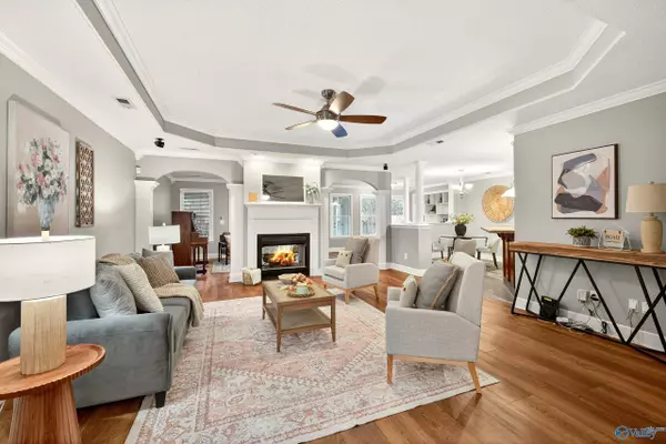 148 Cove Creek Drive, Decatur, AL 35603